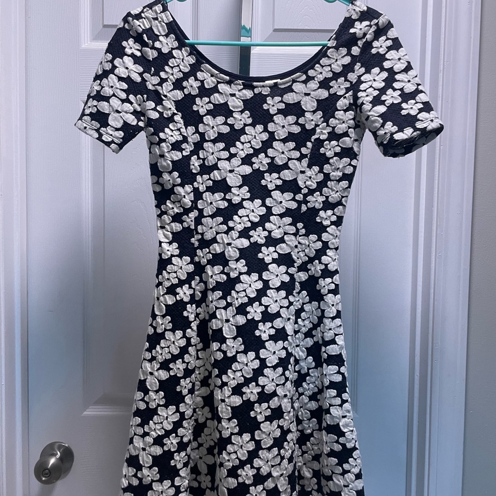 H&M Navy and White Floral Mini Dress